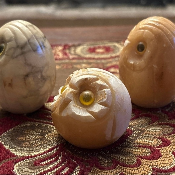 Carved Stone Owl Figurines - Picture 4 of 9